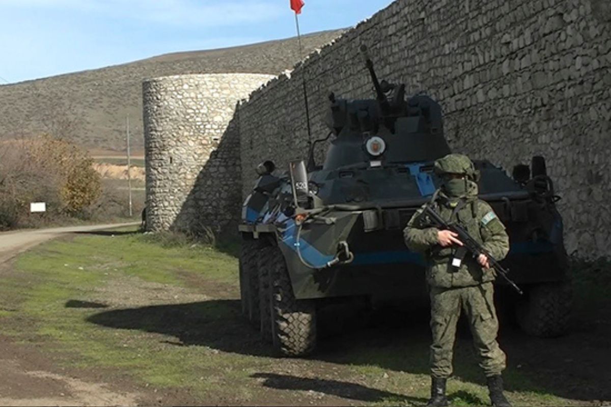 Qarabağdakı sülhməramlıların taleyi: "Ermənistana aparıla bilərlər"